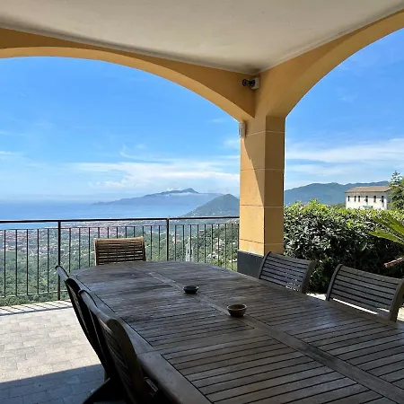 Cogo, Premium Private Vista Mare Vila